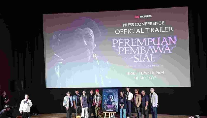 Trailer dan Poster Resmi Film “Perempuan Pembawa Sial” Resmi Dirilis, Angkat Mitos Bahu Laweyan : Kutukan Perempuan Yang Sudah Menikah