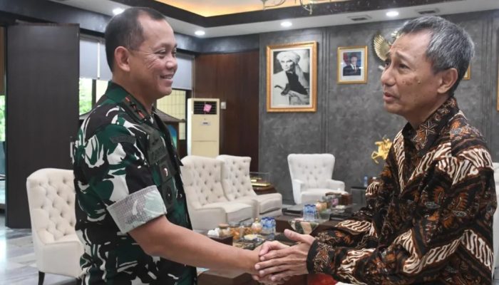 Pangdam IV/Diponegoro Terima Audiensi Cucu Jenderal Soedirman dan Sutradara Hanung Bramantyo