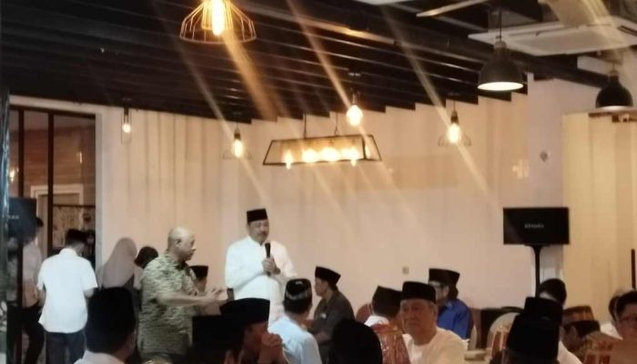 Buka Bersama Andi jamaro Dulung dan istri Andi Junari di Restoran Pondok Rangi: Meriahkan Bulan Ramadhan dengan Kebersamaan*