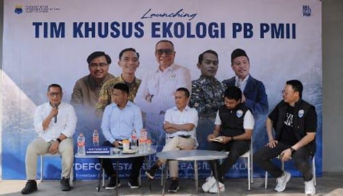Penasihat Utama Menteri Kehutanan RI Silverius Oscar Unggul (Bang Onte): Indonesia Memiliki Peluang Besar Menjadikan Pelestarian Hutan sebagai Sumber Pertumbuhan Ekonomi melalui Perdagangan Karbon dan Pemulihan Kawasan Hutan.