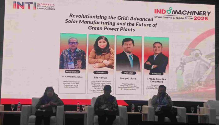 I Made Sandika Dwiantara, Perwakilan Asosiasi Pabrikan Modul Surya Indonesia (APAMSI): Kualitas dan Keandalan Panel Surya Buatan Produsen Lokal Tidak Kalah dari Produk Impor, termasuk Produk Asal Tiongkok yang selama ini Mendominasi Pasar Global.