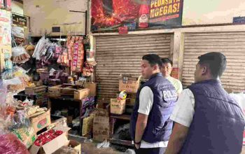 Polisi Melakukan Pengecekan Harga Pangan khususnya Komoditi Beras di Jakarta Utara dan Kepulauan Seribu