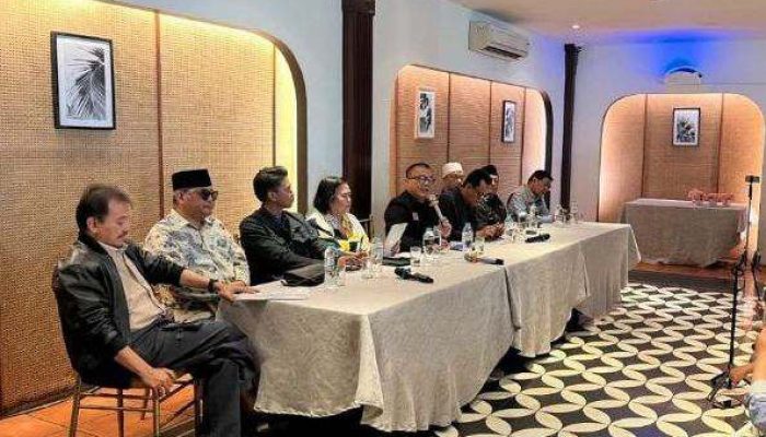 Permohonan Diskualifikasi Gibran di Mahkamah Konstitusi: Tidak Berani hadir di Sidang, Gibran Menyerah atau Meremehkan Mahkamah Konstitusi?