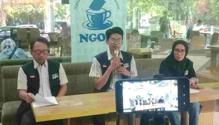 Komite Independen Pemantau Pemilu (KIPP) Indonesia Gelar Konferensi Pers Membongkar Praktik Kecurangan Elektoral sekaligus Membaca Arah Putusan Mahkamah Konstitusi (MK) Terkait Pencalonan Gibran